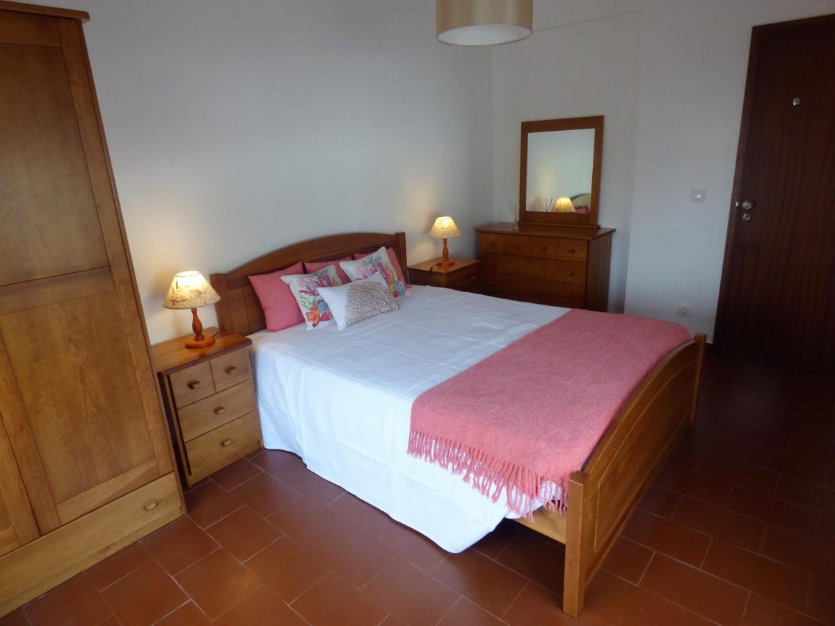 Blue Windows Sea View Apartment Nazare Bagian luar foto